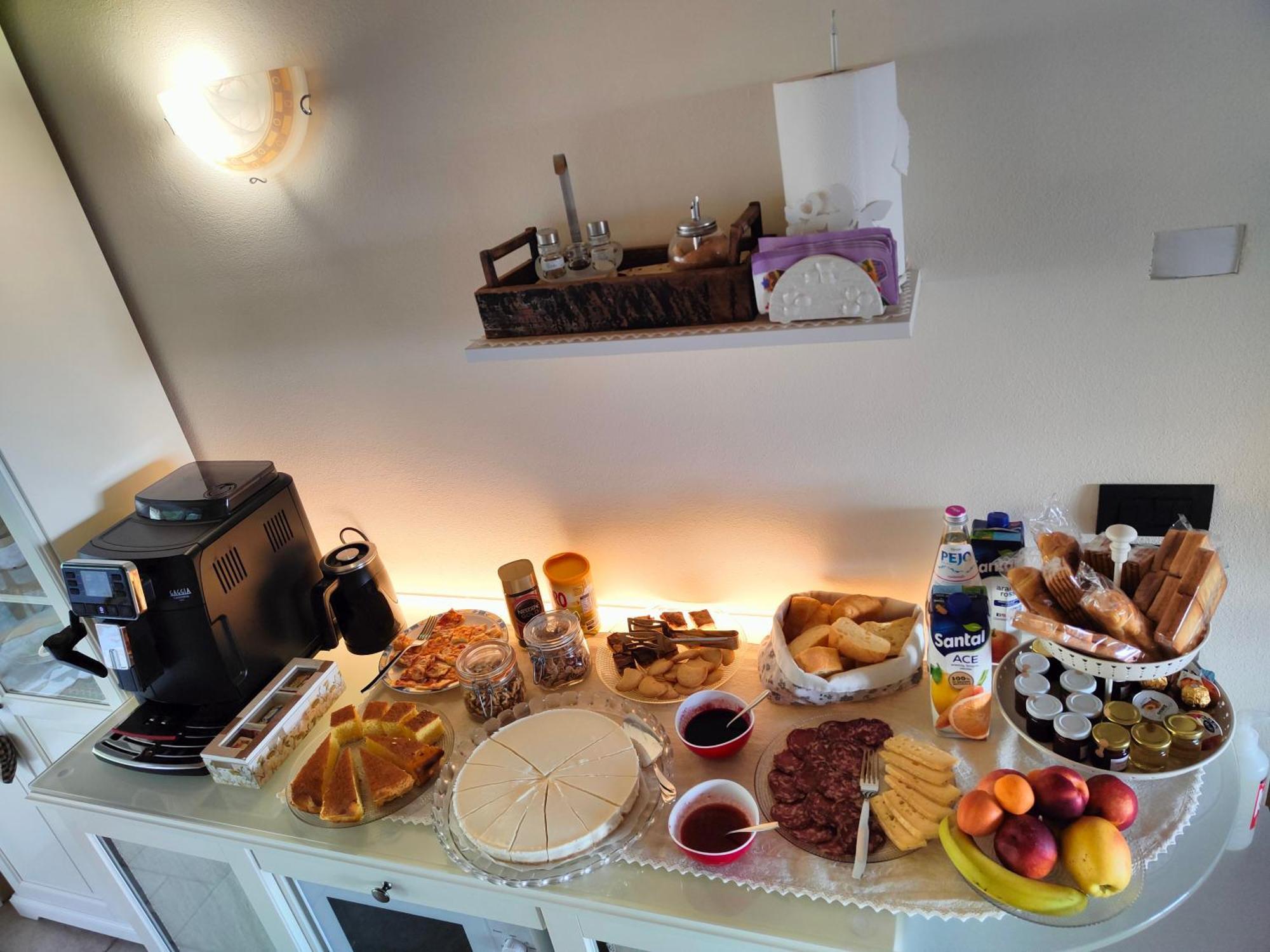 Mel Ai Pianai Bed & Breakfast エクステリア 写真